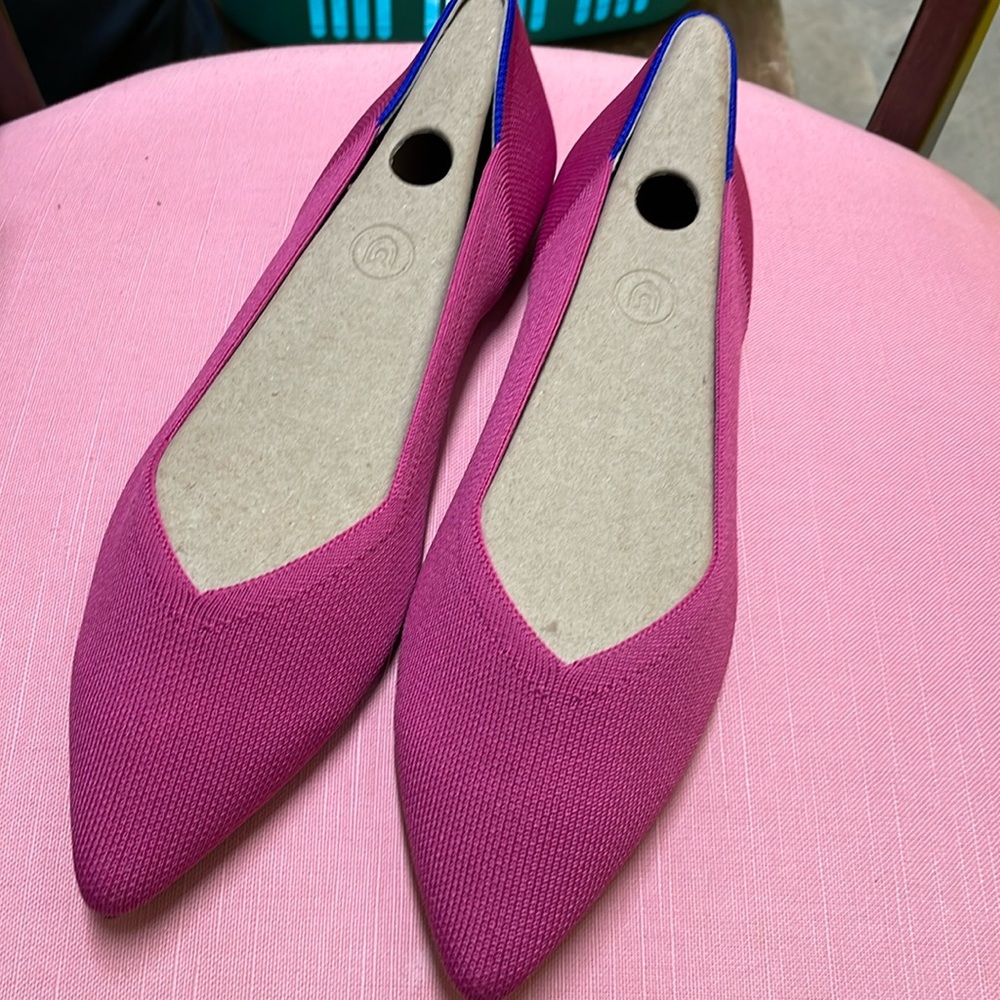 Rothy’s Berry Points size 10.5